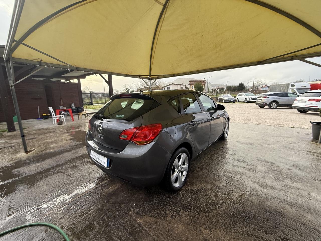 OPEL ASTRA 4 SERIE 1.4 BENZINA COSMO