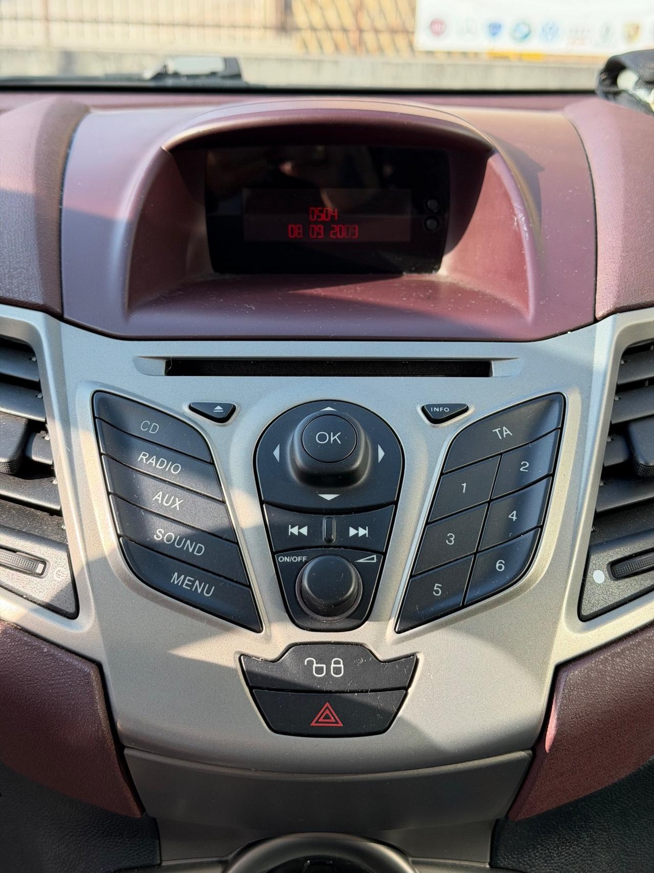 Ford Fiesta 1.4 3 porte Bz.- GPL 2030- Neopatentati