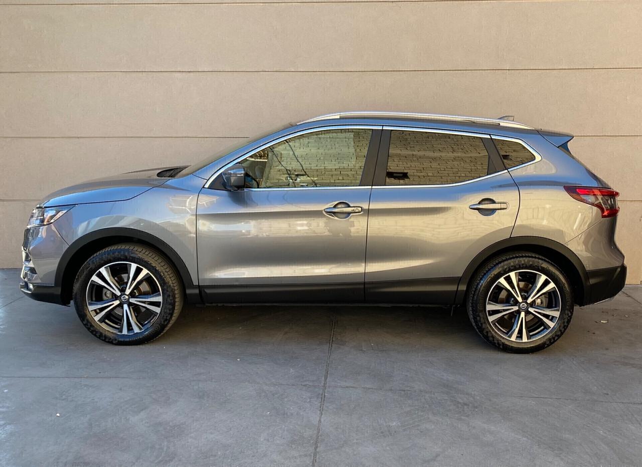 Nissan Qashqai 1.6 Automatica con tetto panoramico
