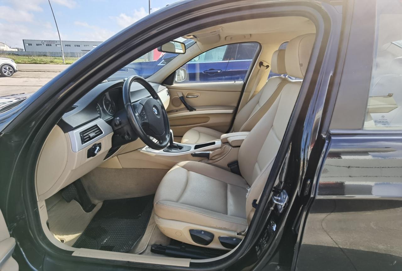 Bmw 320d Aut. xDrive Attiva