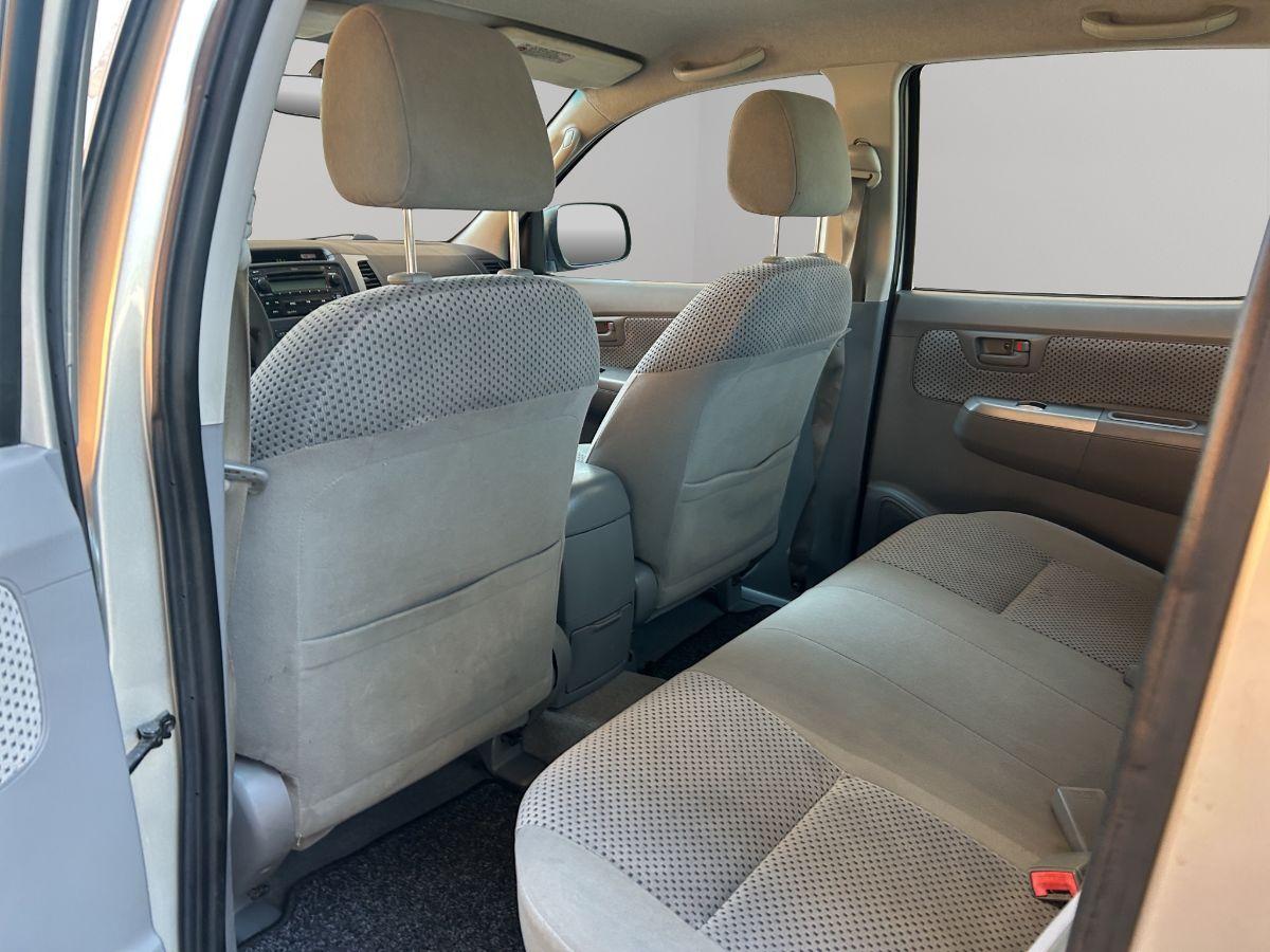 TOYOTA - Hilux - 3.0 D-4D 171cv 4WD 4p. Double Cab SR