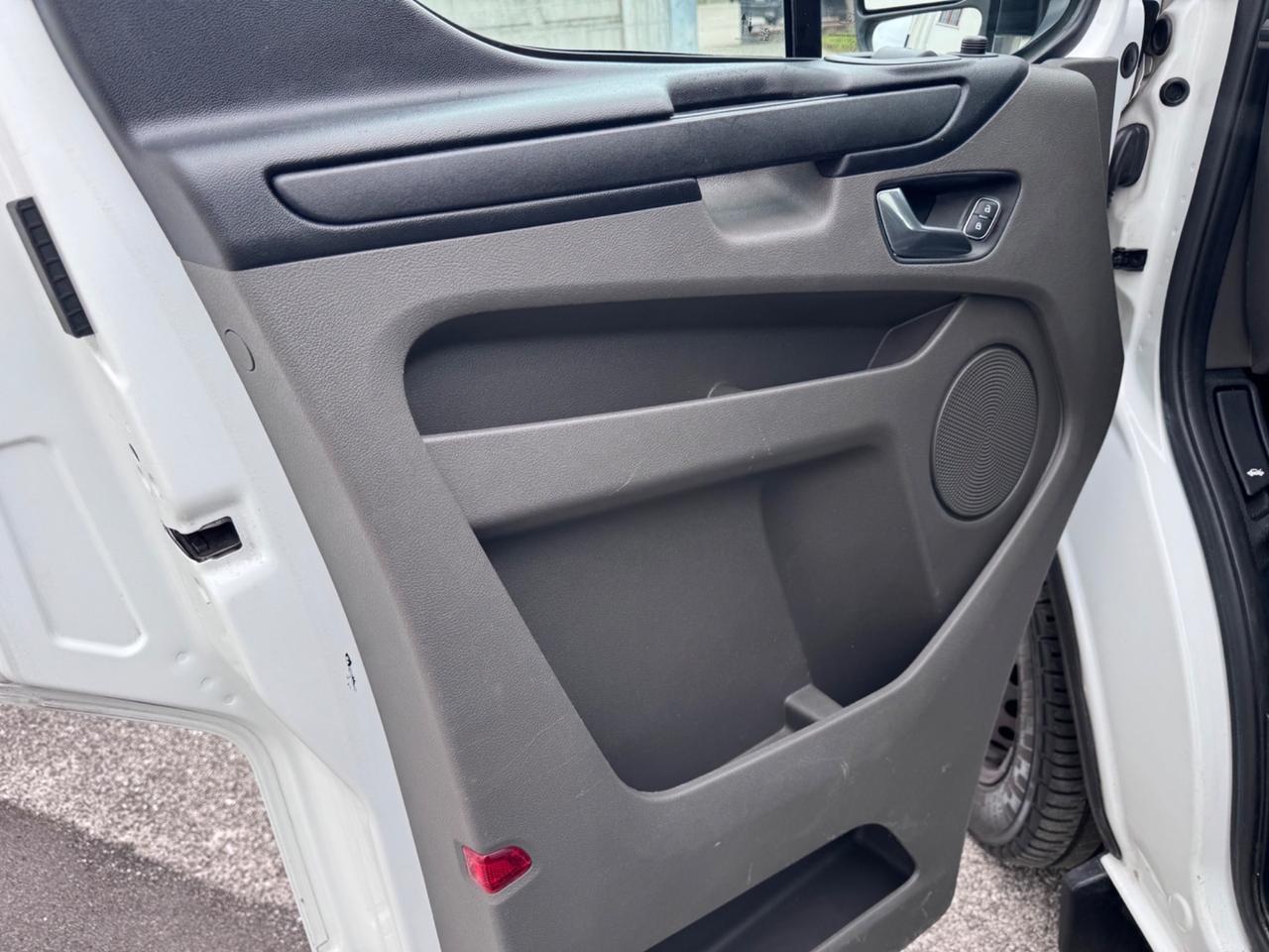 FORD TRANSIT CUSTOM 320 2.0 TDCI 130CV PN NAVI