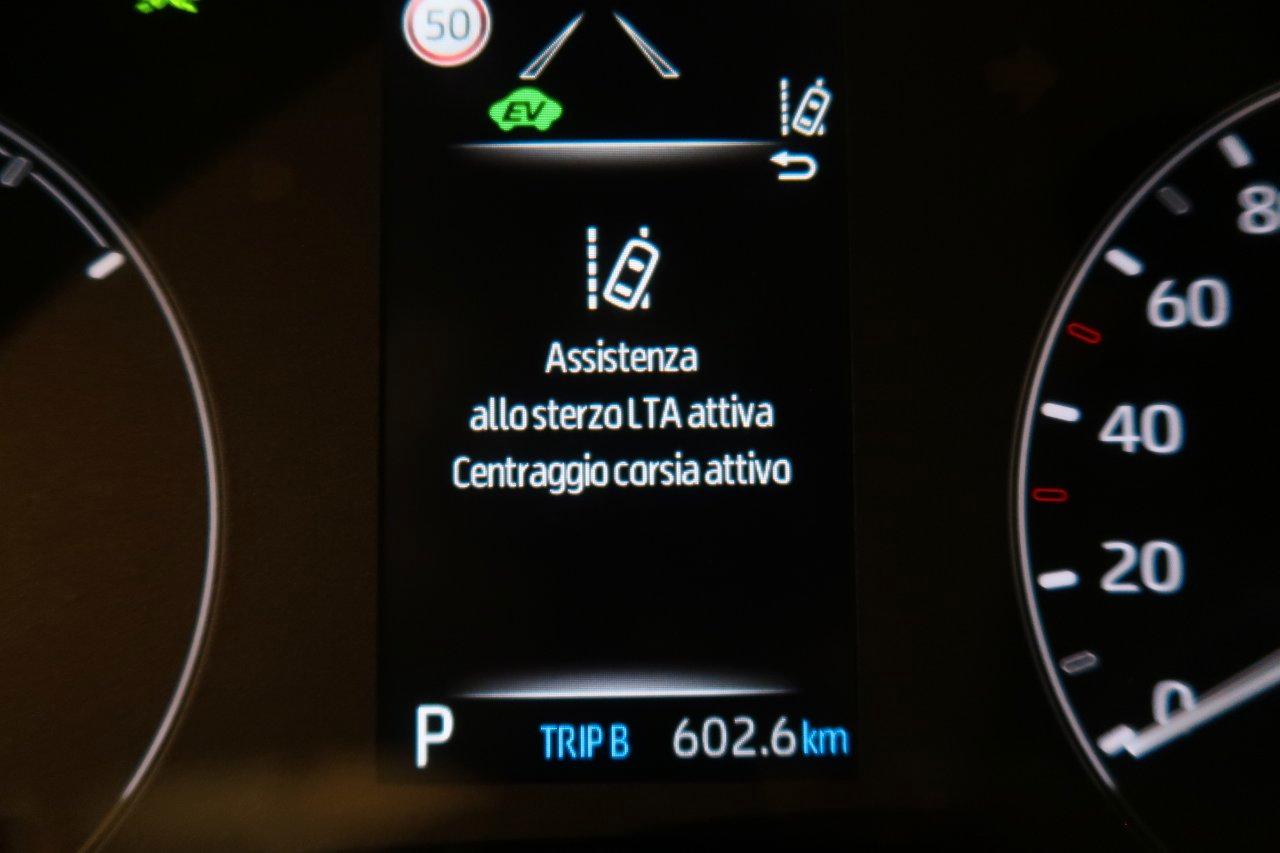 Toyota Yaris 1.5h Business # TELECAMERA # CAMBIO AUT #