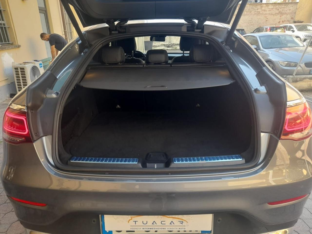 Mercedes-Benz GLC 220 Premium Plus #11059