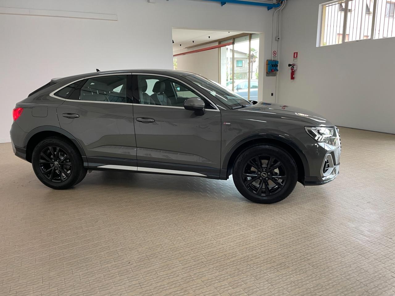 Audi Q3 SPB 35TDI S tronic S line Km0