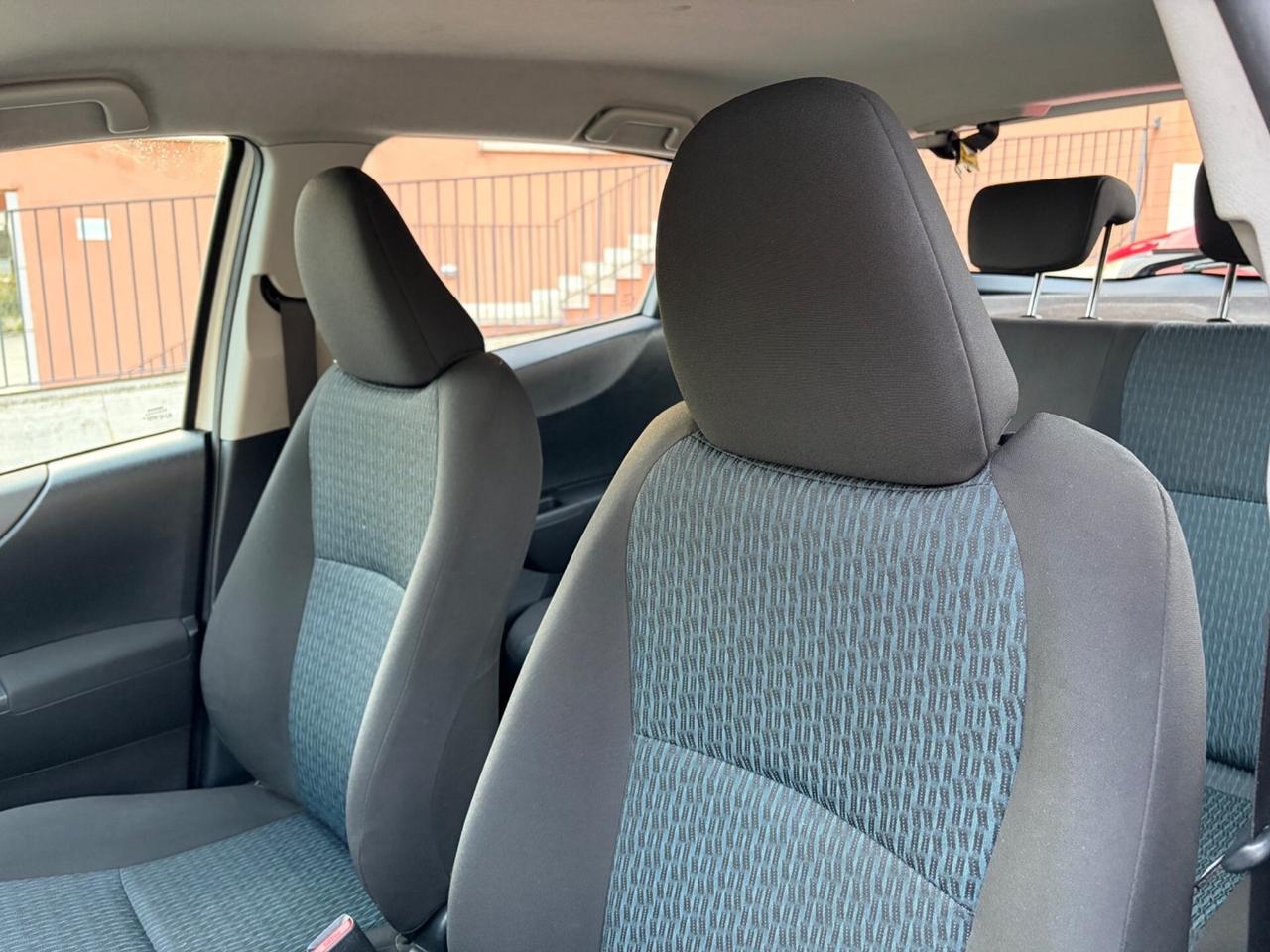 Toyota Yaris 1.0 benz unico proprietario