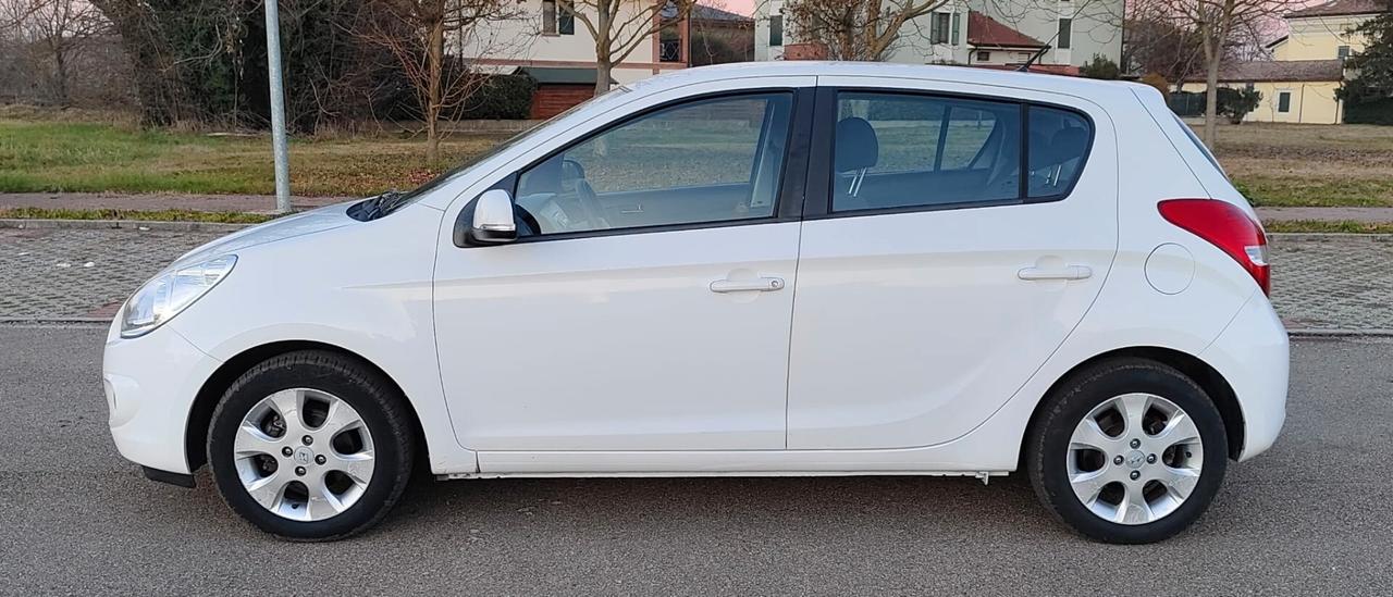 Hyundai i20 1.2 5p. Sound Edition