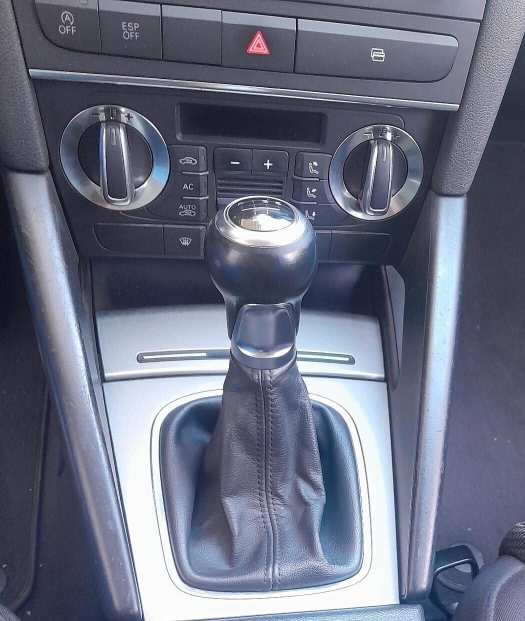 Audi A3 1.6 TDI 105 CV CR Ambition