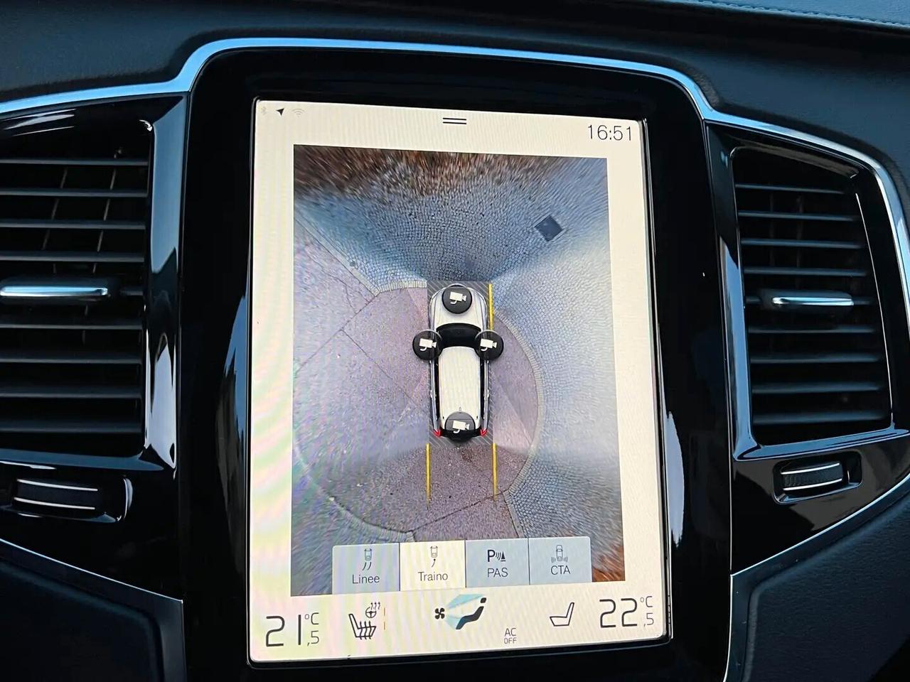 Volvo XC90 T8 Plug-In 303 + 87cv aut.8 AWD 7P-ti Inscription