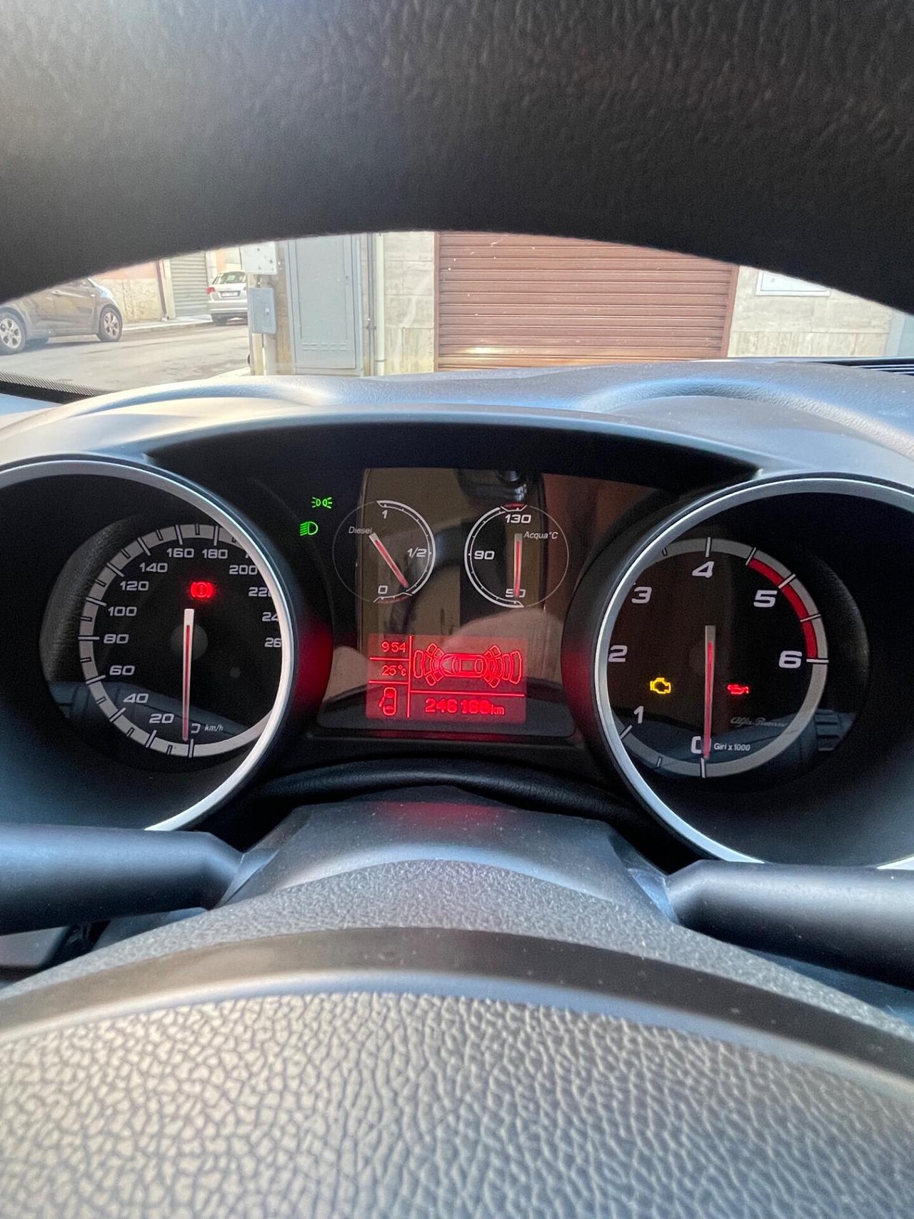 Alfa Romeo Giulietta 1.6 JTDm-2 105 CV Distinctive