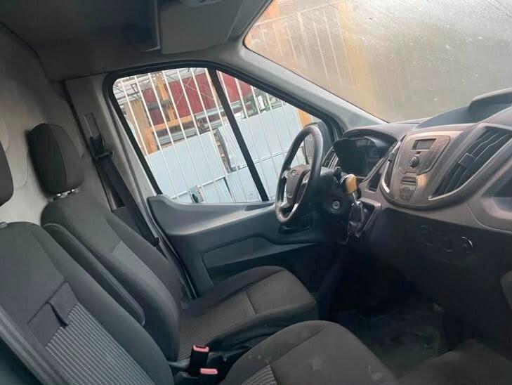Ford Transit 350 2.2TDCi 155CV 4WD PL-TM Furgone Trend