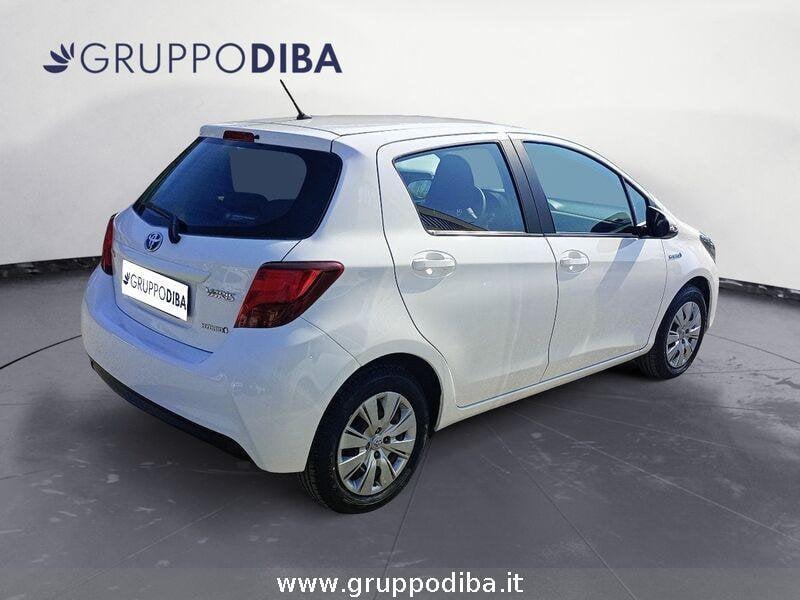 Toyota Yaris III 2015 Benzina 5p 1.5h cool