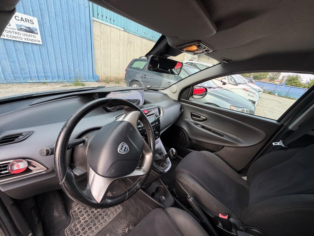Lancia Ypsilon 1.3 MJT 16V 95 CV 5 porte S&S Gold