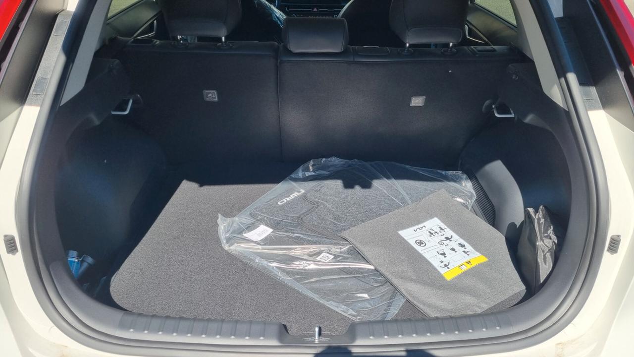 Kia Niro Tri-Fuel 1.6 GDi DCT HEV GPL Style