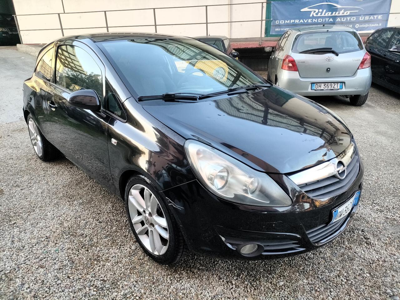 Opel Corsa 1.2 3 porte Sport