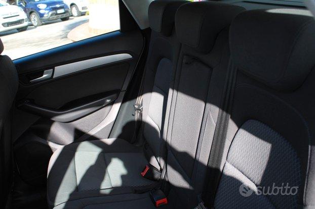 Audi Q5 2.0 tdi 150cv fari bixeno