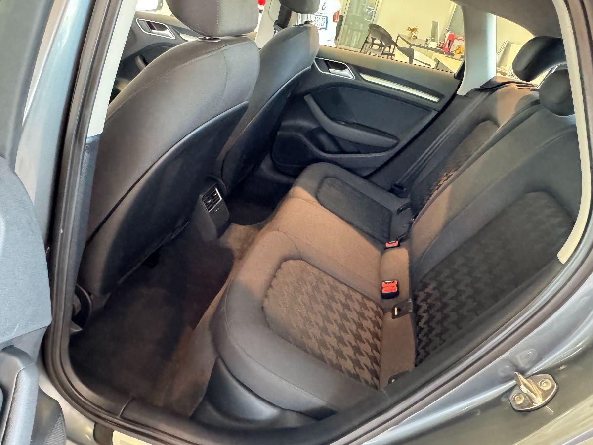 AUDI A3 SPB 1.6 TDI S-LINE