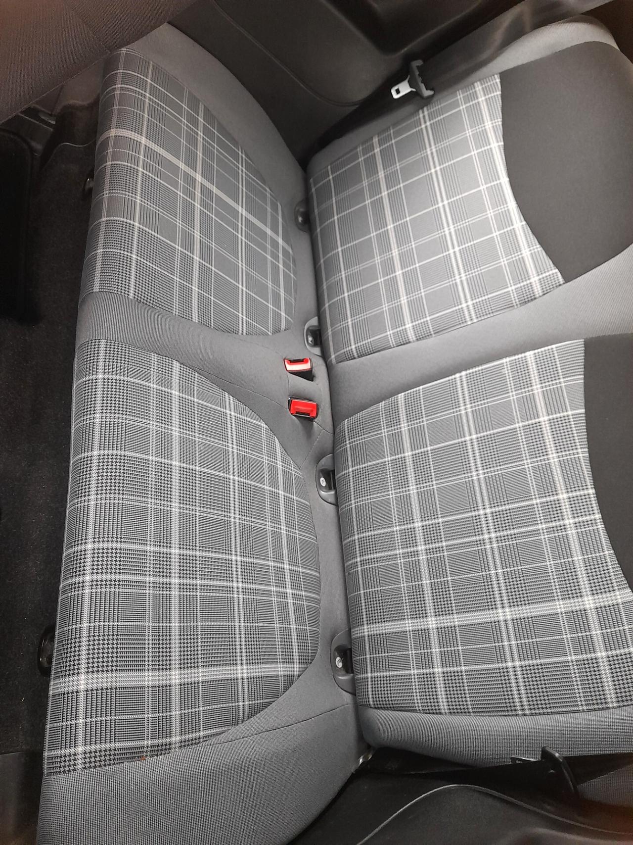 Fiat 500 1.0 Hybrid Lounge Neopatentati