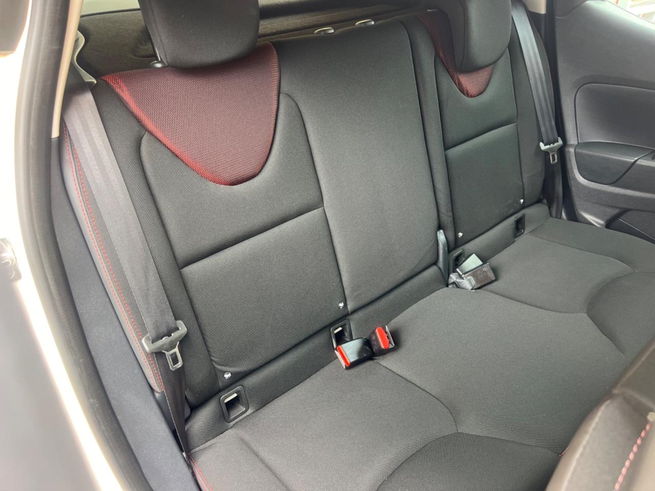 Renault Clio dCi 8V 75 CV Start&Stop 5 porte Energy Duel