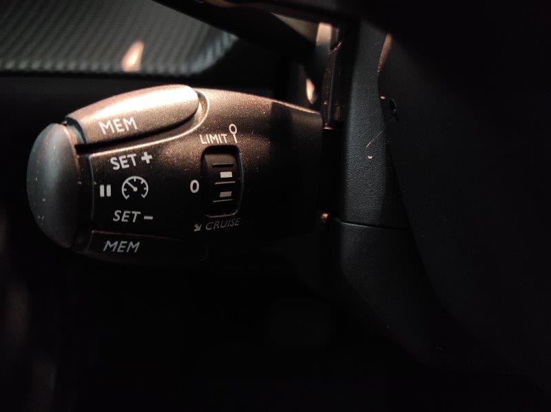 PEUGEOT 2008 2ª serie - 2008 PureTech 130 S&S EAT8 Allure