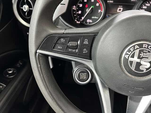 Alfa Romeo Stelvio 2.0 Turbo 200 CV AT8 Q4 B-Tech
