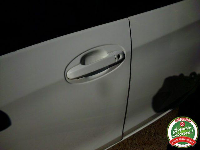 TOYOTA Yaris 1.4 D-4D 5 porte Lounge