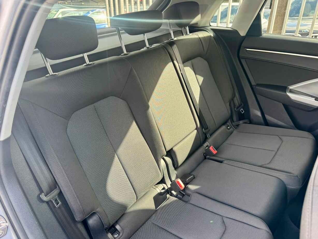 Audi Q3 35 2.0 TDI S tronic 150 CV