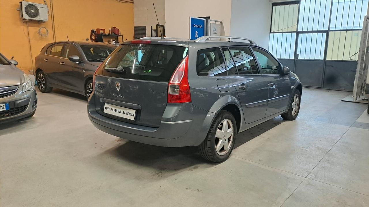 Renault Megane Mégane 1.5 dCi/85CV Grandtour Serie Speciale