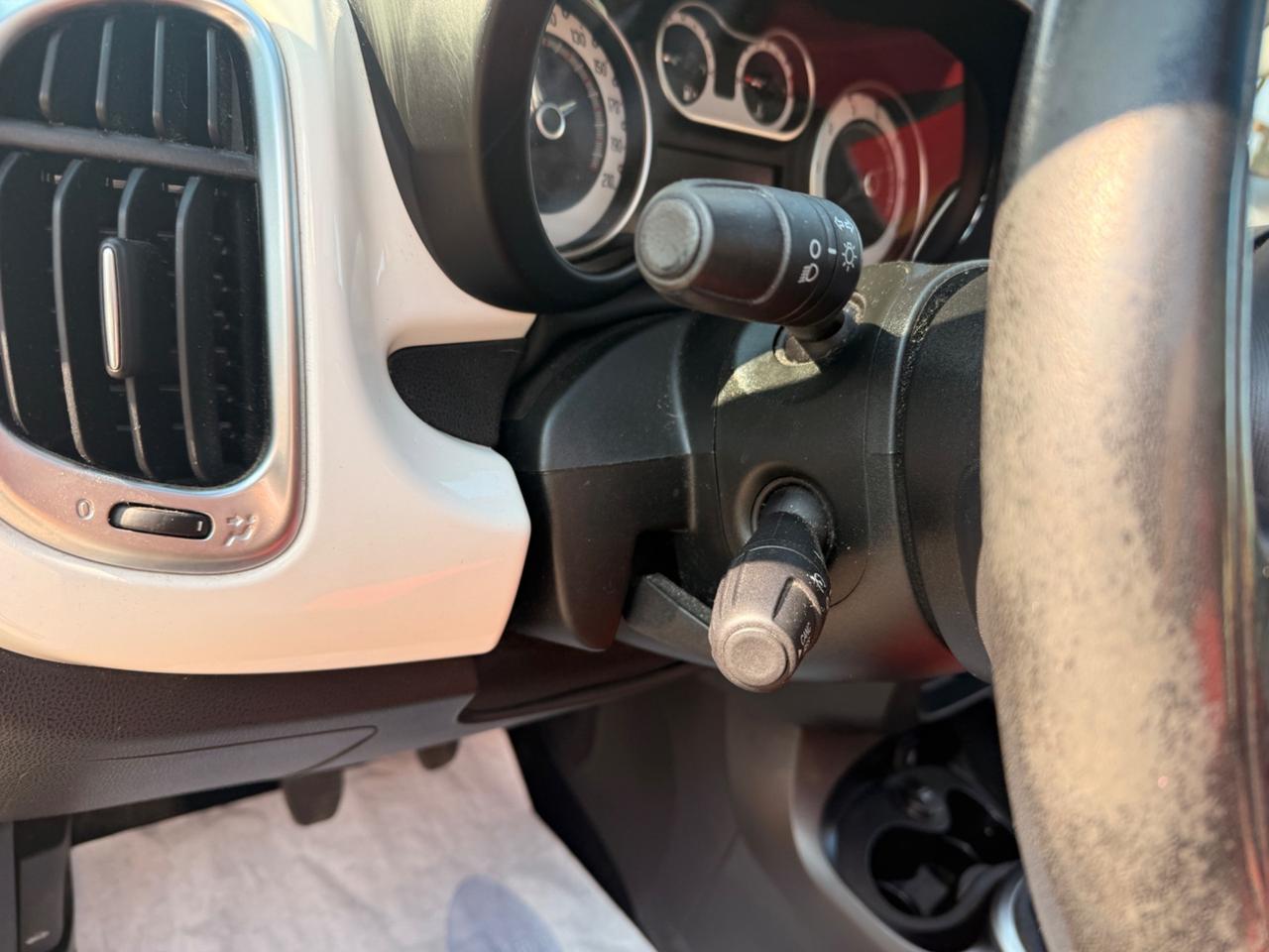 Fiat 500L 1.4 95 CV Easy gpl