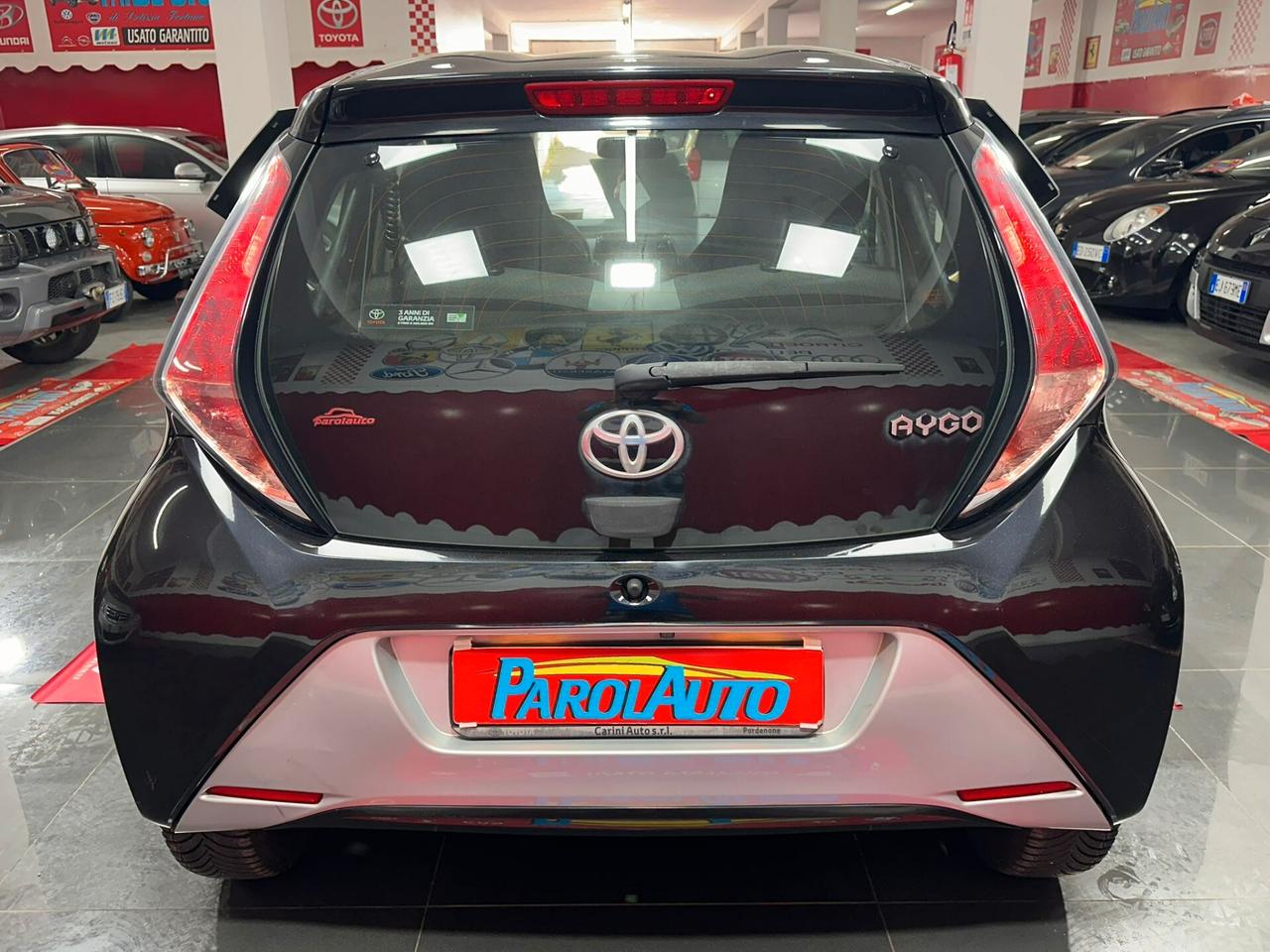 Toyota Aygo 1.0 VVT-i 69 CV x-BLACK - 2016