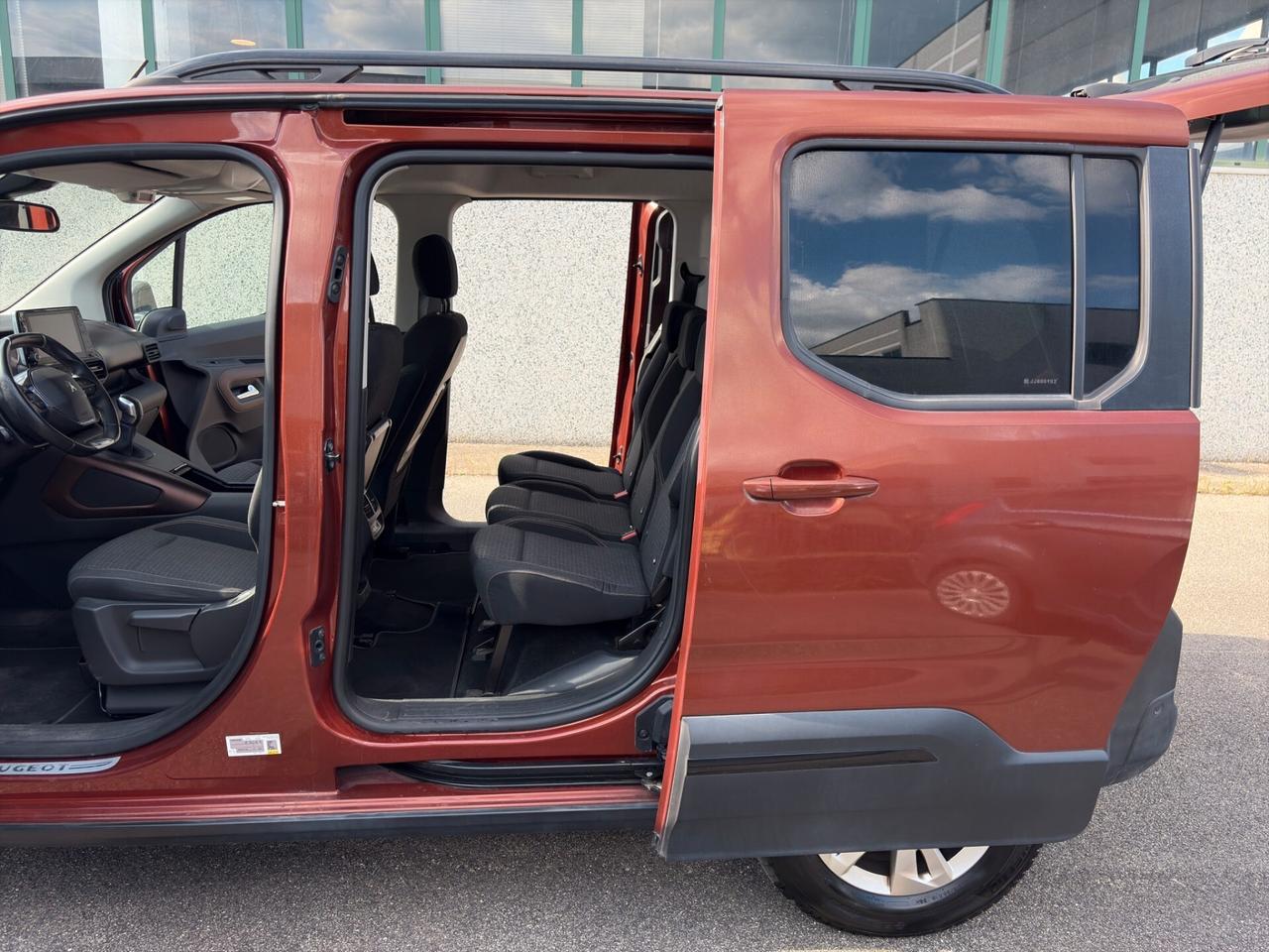 Peugeot Rifter BlueHDi 100 GT Line Standard