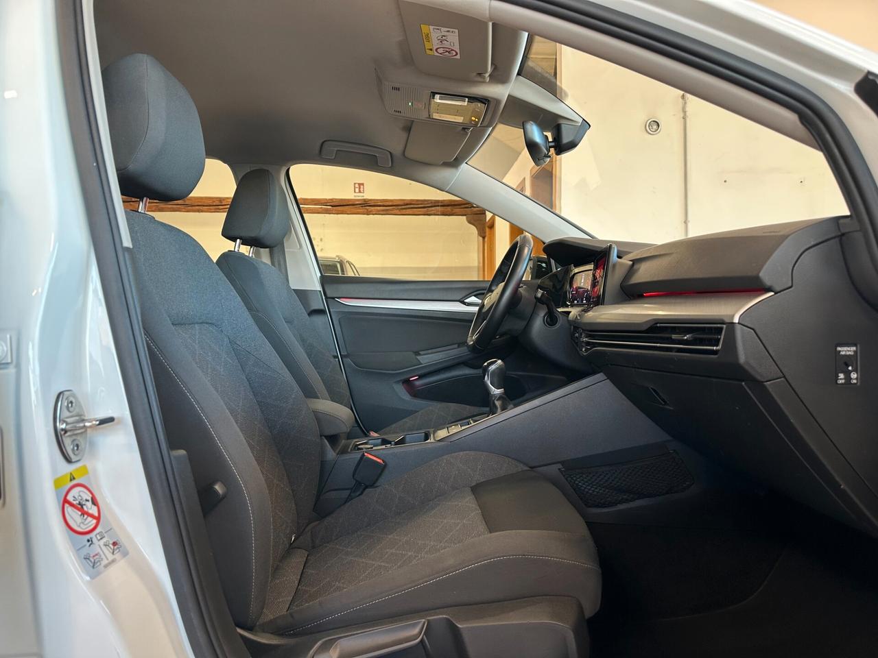 VOLKSWAGEN GOLF 2.0 TDI 115 CV SCR LIFE*CARPLAY*LUCI AMB*LED*