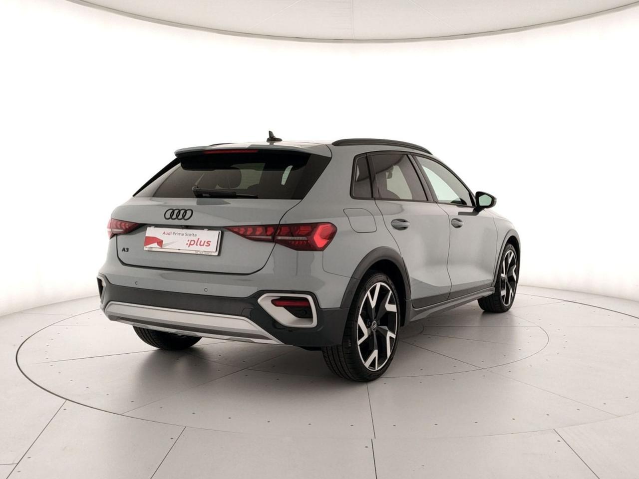 Audi A3 allstreet 2.0 tdi business 150cv s-tronic