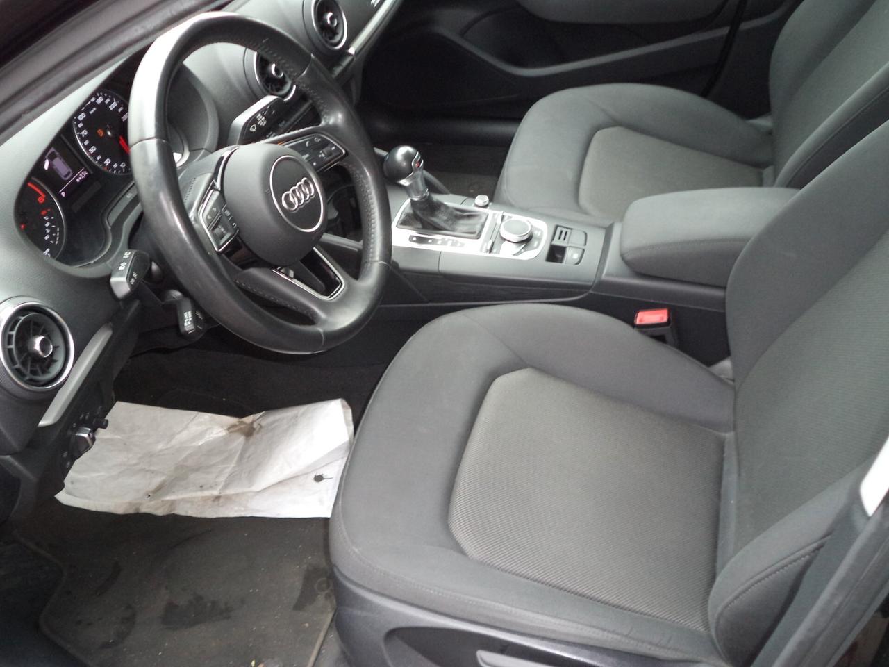 Audi A3 SPB 1.6 TDI 116 CV S tronic Business