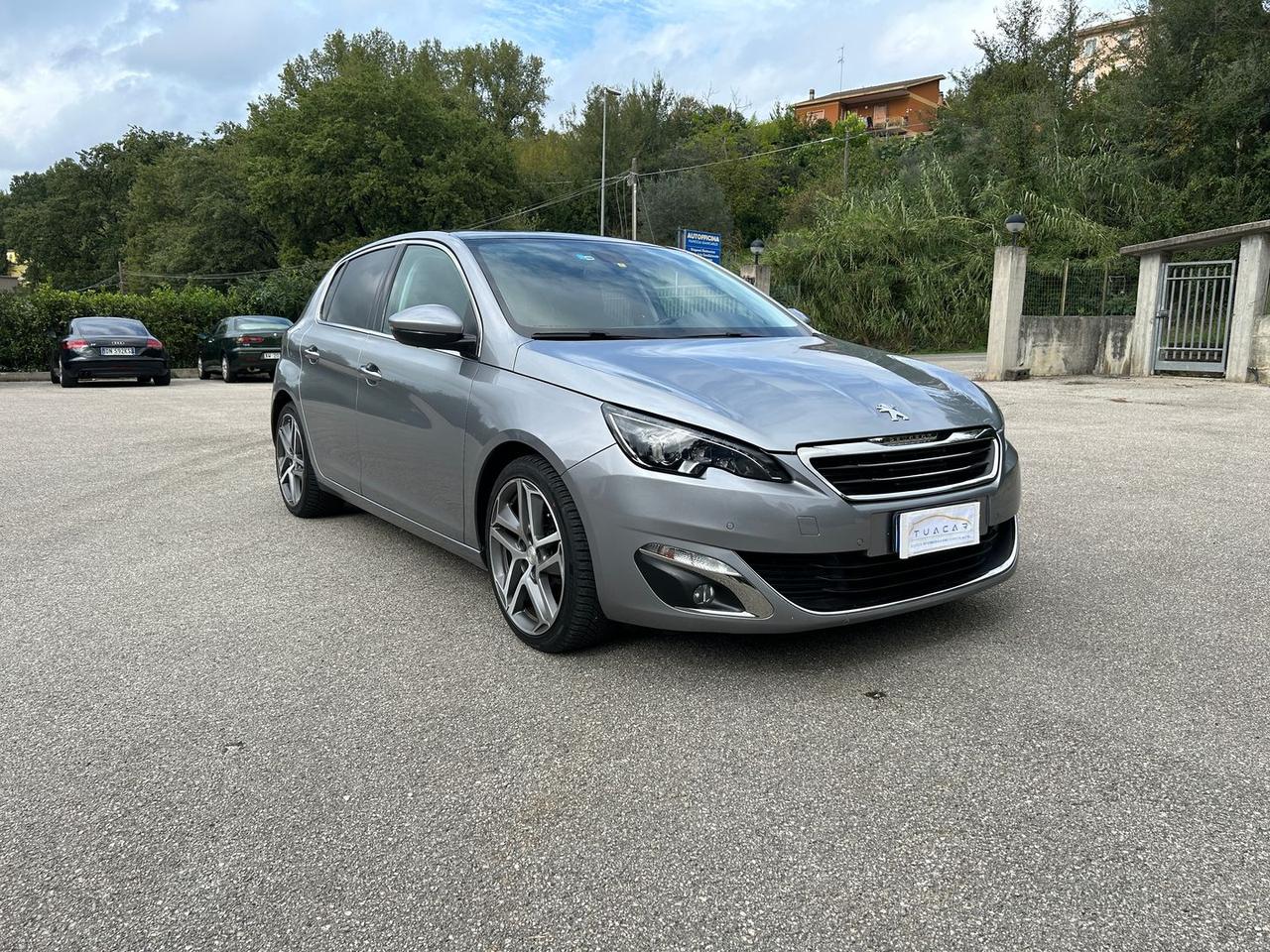 Peugeot 308 Allure 1.6 Blue HDI 120