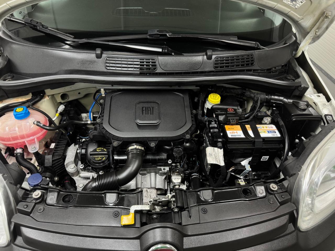 Fiat Panda 1.0 S&S Hybrid Van 2 posti
