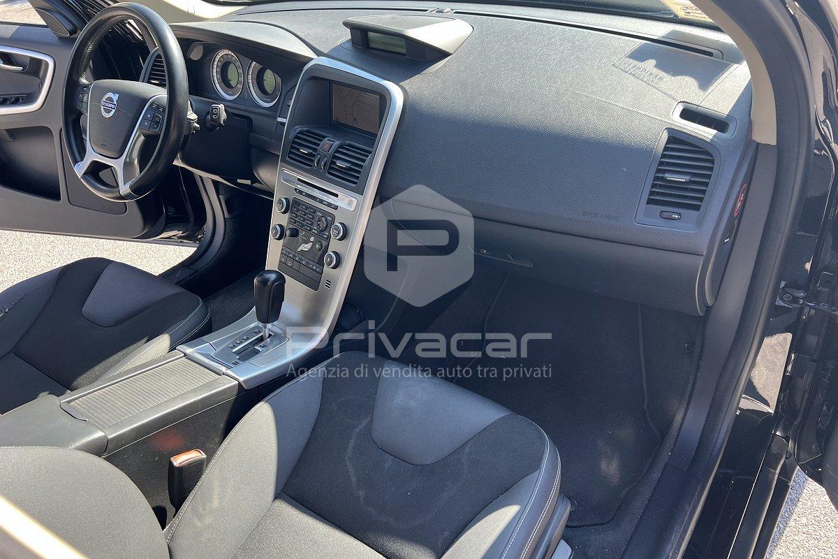 VOLVO XC60 D3 AWD Geartronic Momentum