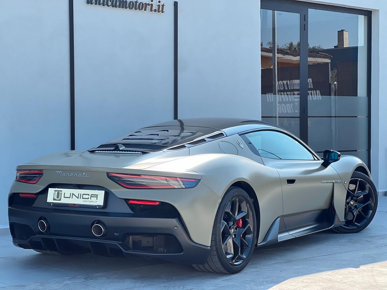Maserati MC20
