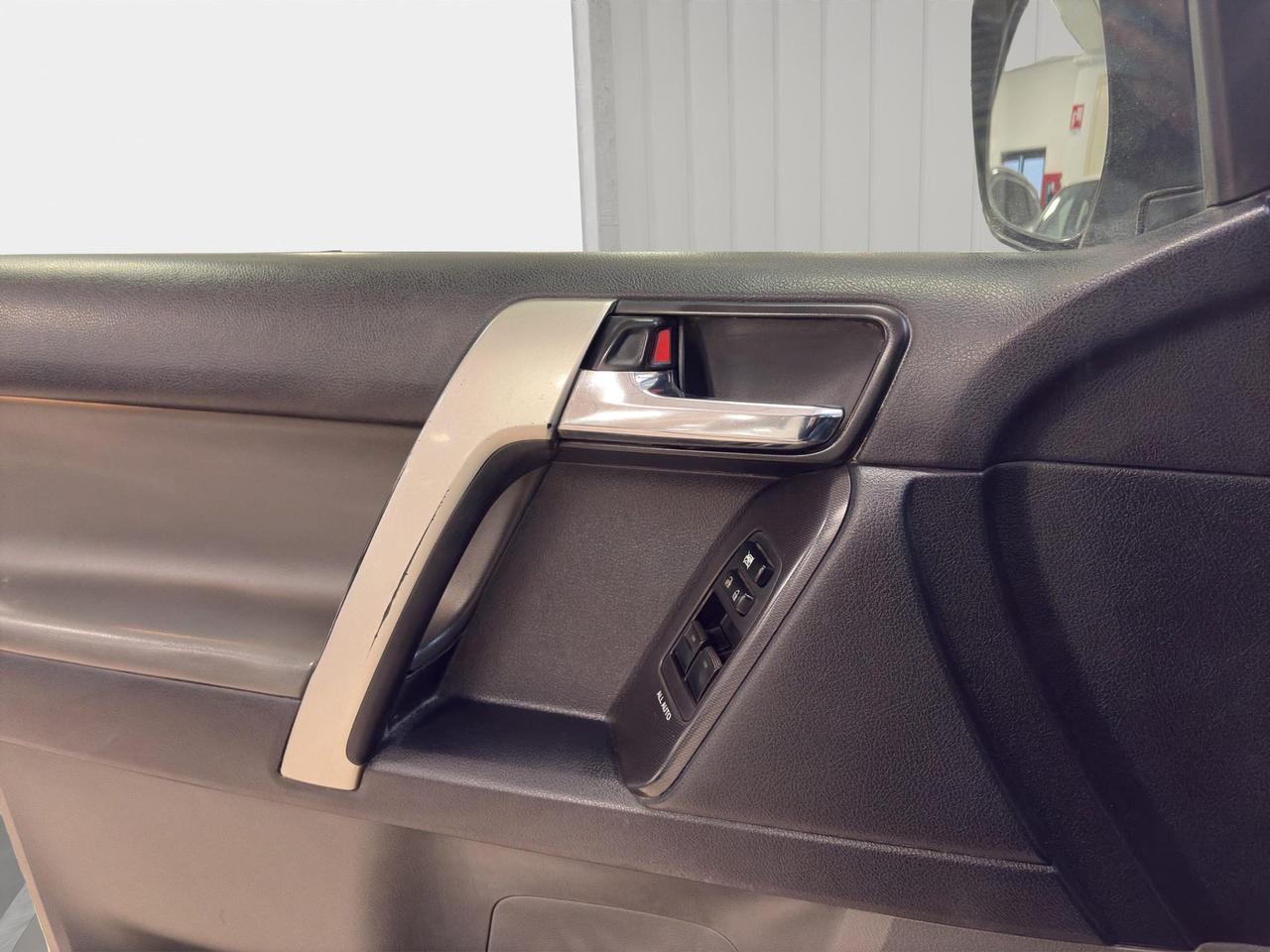 Toyota Land Cruiser 3p 3.0 d-4d Executive 190cv