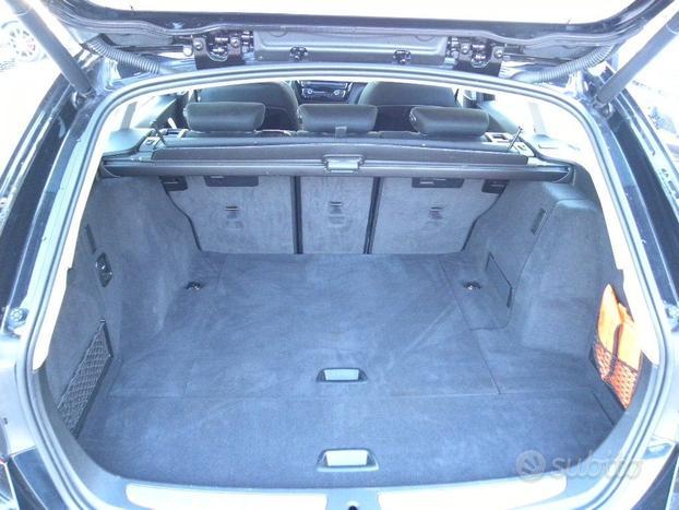 BMW 318 i Touring Business Advantage aut.