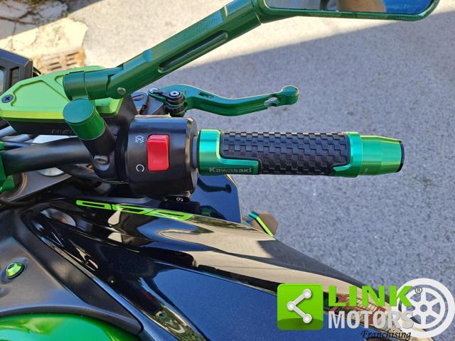 KAWASAKI Z 800 .