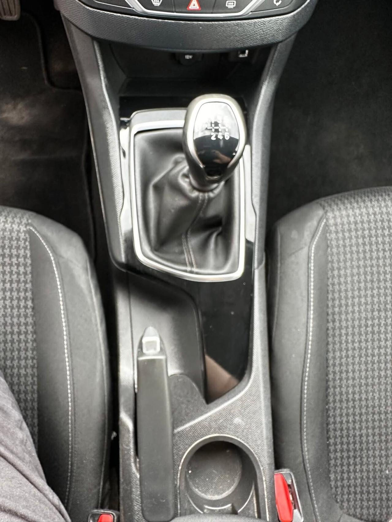 Peugeot 308 BlueHDi 100 S&S Business