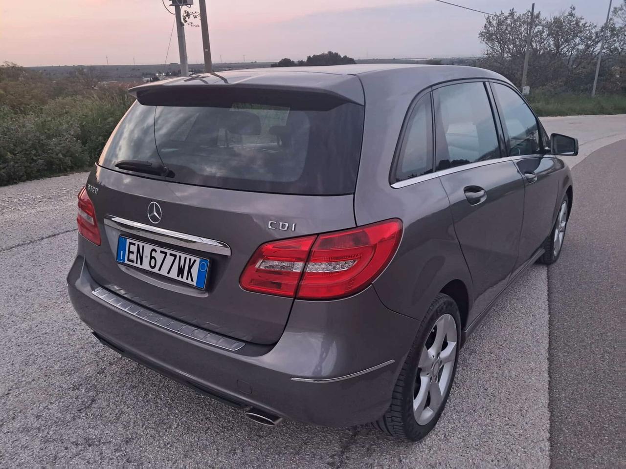 Mercedes-benz B 180 CDI BlueEFFICIENCY Premium