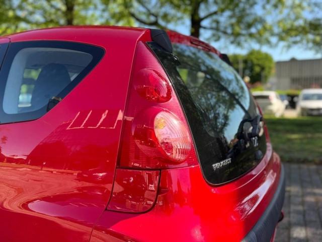 Peugeot 107 1.0 12v Allure (sweet years) 3p FL