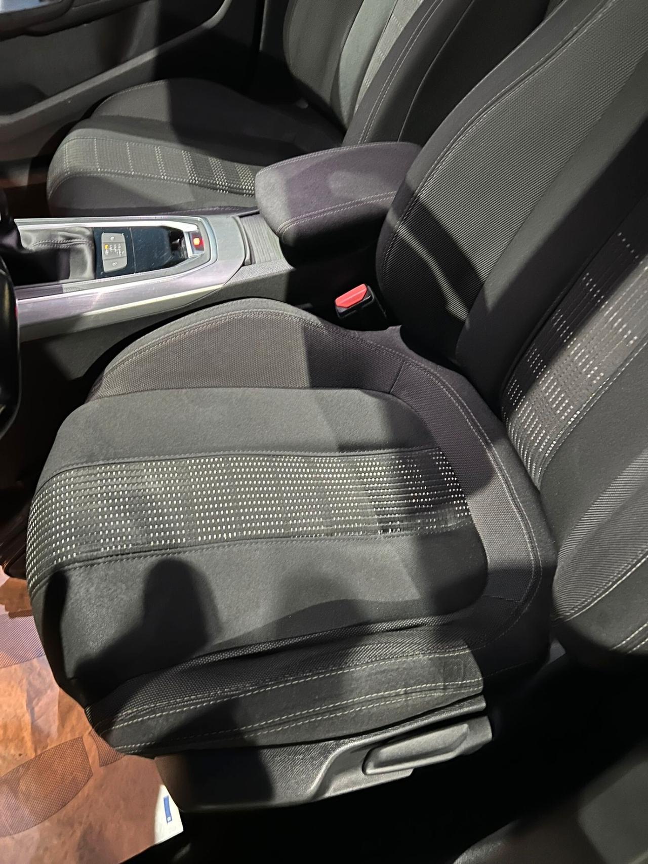 Peugeot 308 BlueHDi 120 S&S EAT6 SW GT Line