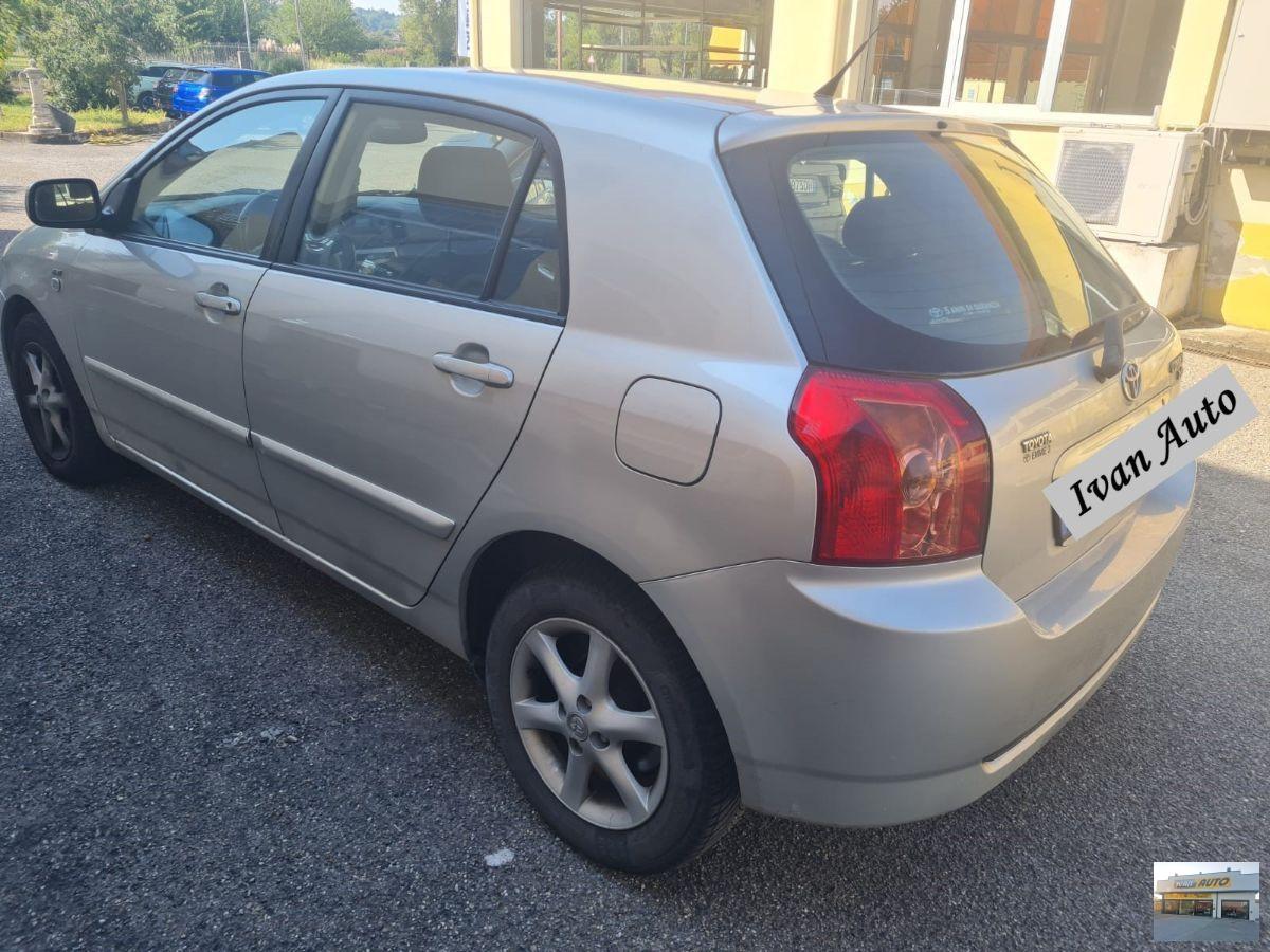 TOYOTA Corolla 1.4 D-4D M-MT-Automatica