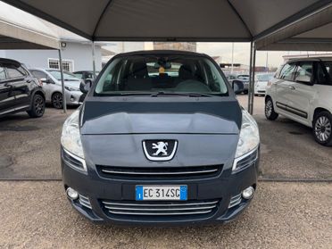 Peugeot 5008 1.6 HDi 112CV Féline