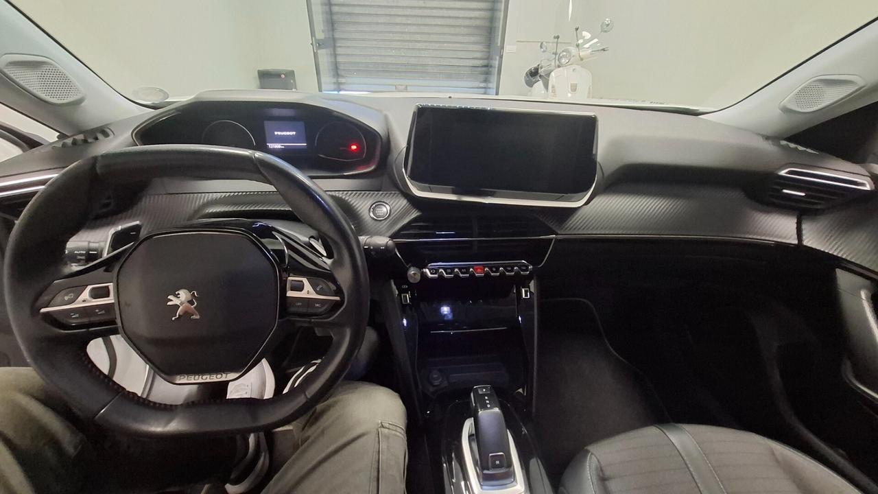 Peugeot 2008 BlueHDi 130 S&S EAT8 Allure