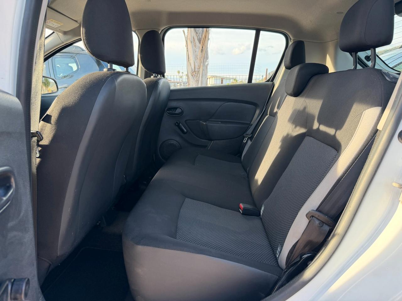 DACIA SANDERO 2016 900 BENZINA/GPL 90 CV *TAGLIANDATA