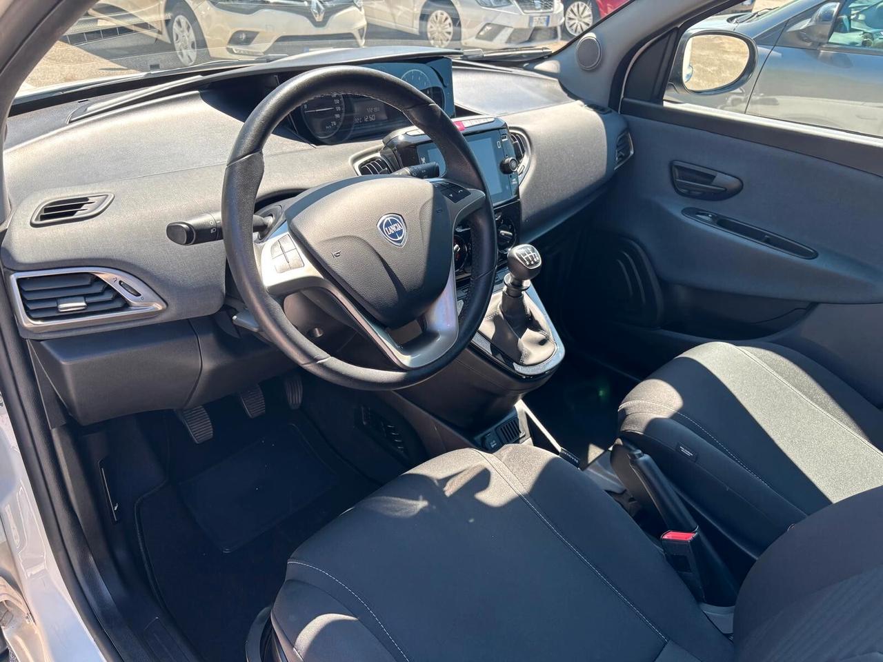 Lancia Ypsilon GOLD 1.0 FireFly Hybrid 5 porte - 2022